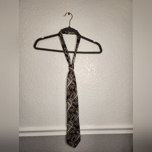 Elegant Brown Patterned Men's Tie